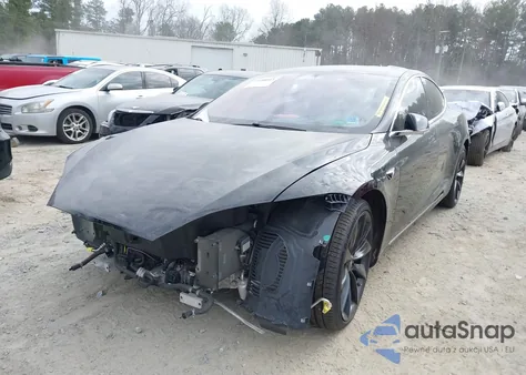 2017 Tesla Model S 100D/60D/75D/90D/P100D z USA, uszkodzony, nr VIN 5YJSA1E2XHF176458